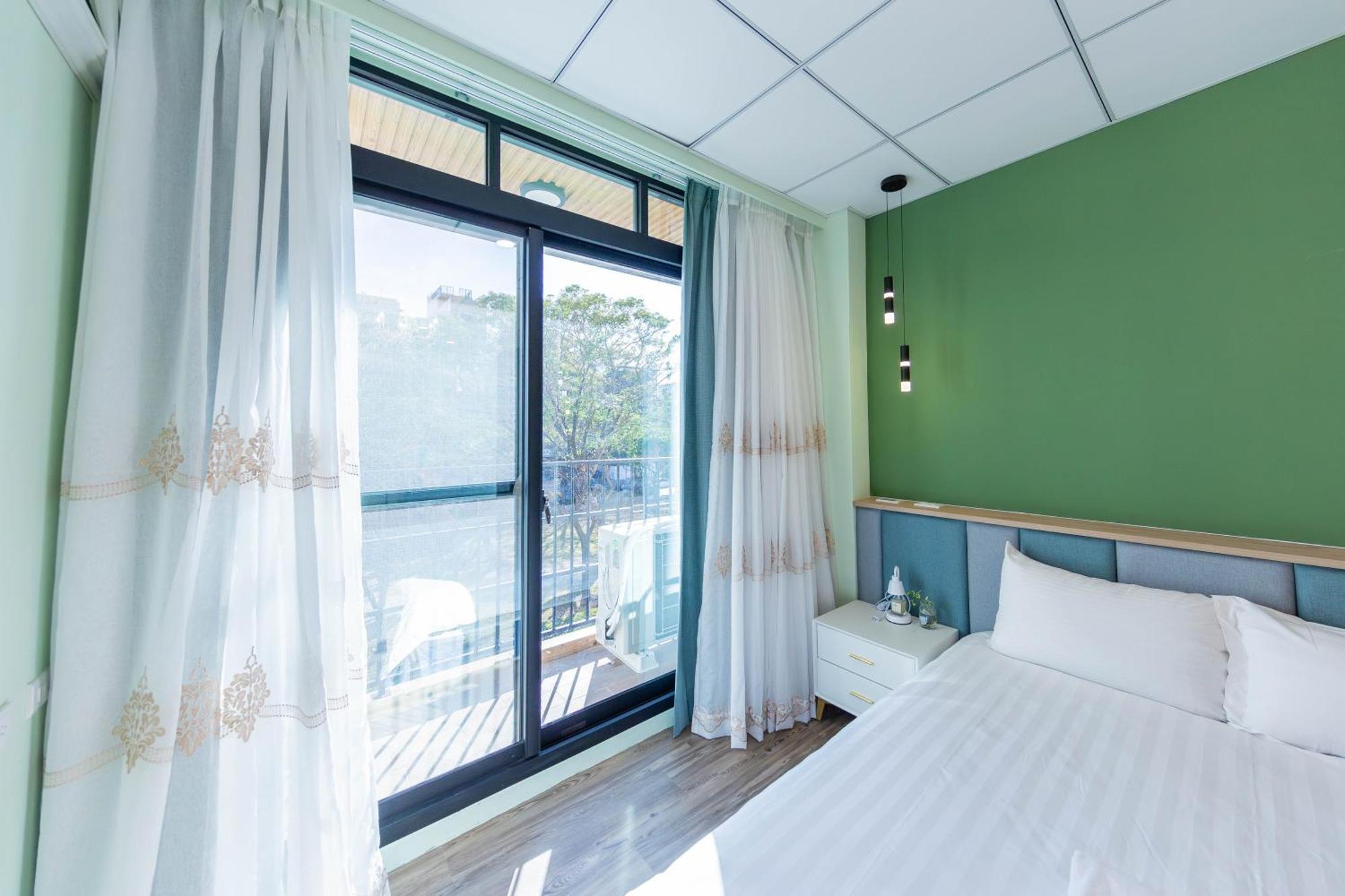 Ez Stay Yancheng Kaohsiung Buitenkant foto