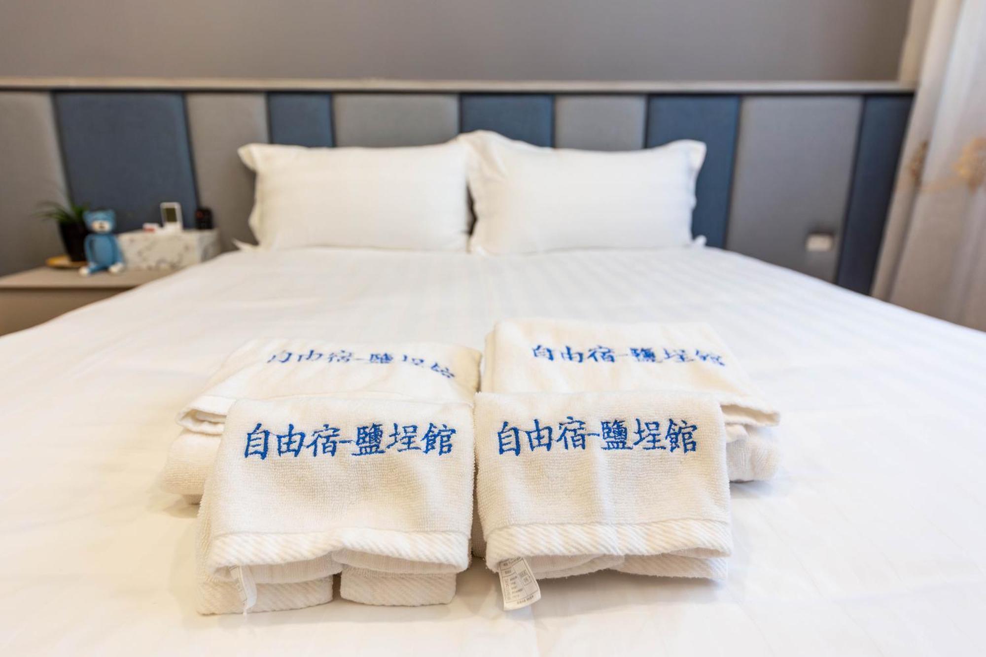Ez Stay Yancheng Kaohsiung Buitenkant foto